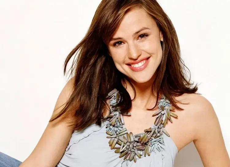 cuspid smile design Toronto